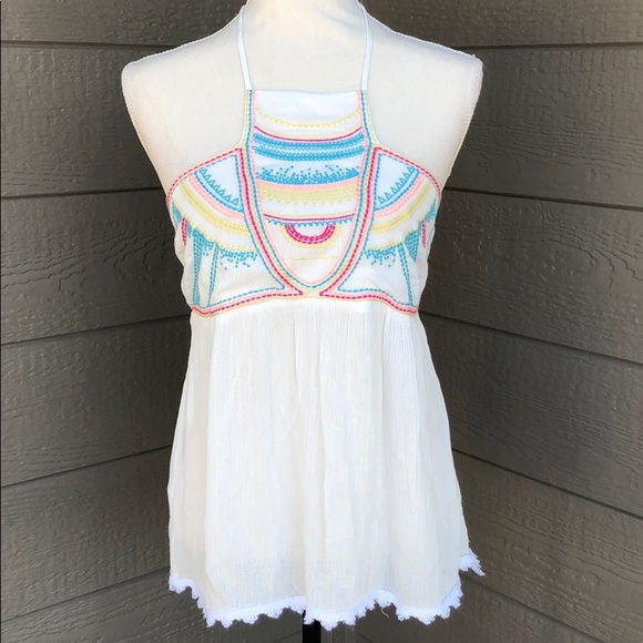 Entro Summer Embroidered Tank - Picture 2 of 5